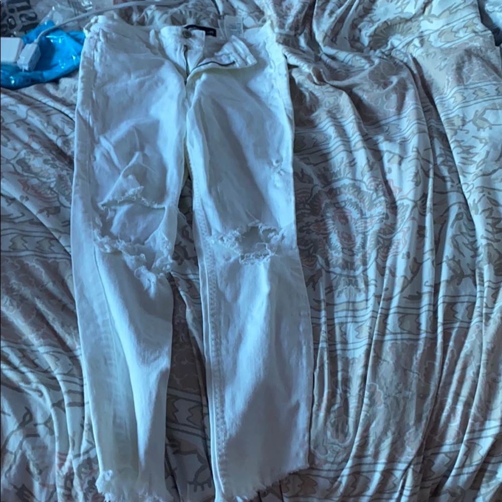 Hollister White High Rise crop jeans